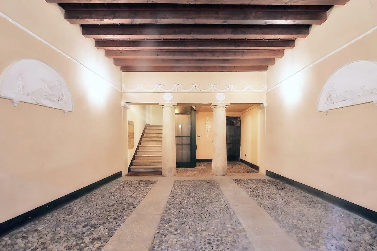 Boutique Apartments Verona