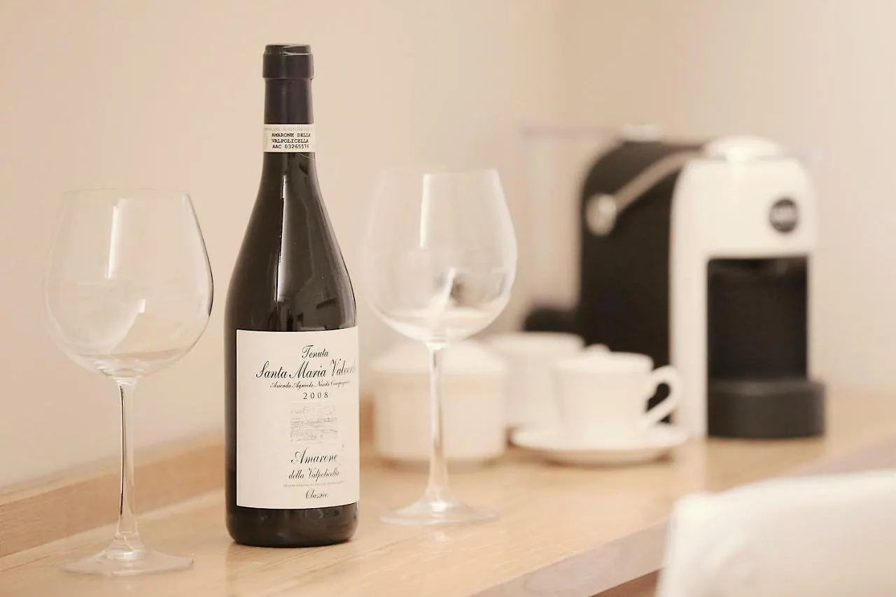Boutique Apartments Verona 0*,  Italien